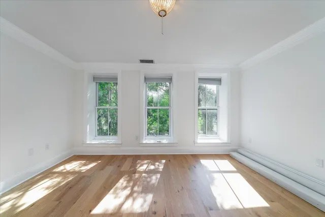 $3,200 | 732 South Shelmore Boulevard, Unit 201, Mount Pleasant, SC 29464