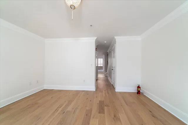 $3,200 | 732 South Shelmore Boulevard, Unit 201, Mount Pleasant, SC 29464