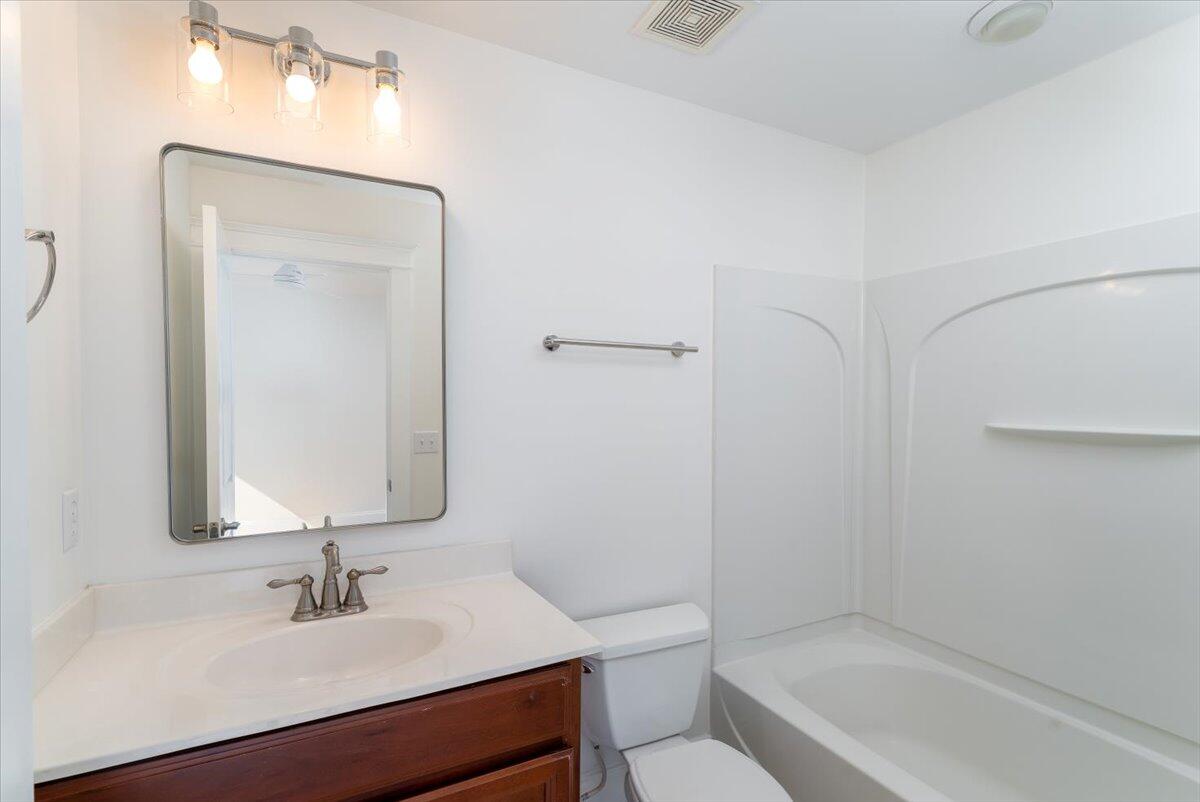 732 South Shelmore Boulevard, Unit 201 Mount Pleasant, SC 29464 - Photo 17 of 21 27-732Shelmore#201-27