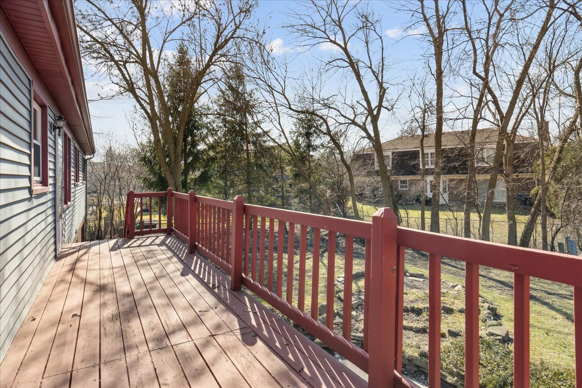 962 Suffield Terrace Northbrook, IL 60062 - Photo 27 of 33 a view of balcony with wooden floor and outdoor space