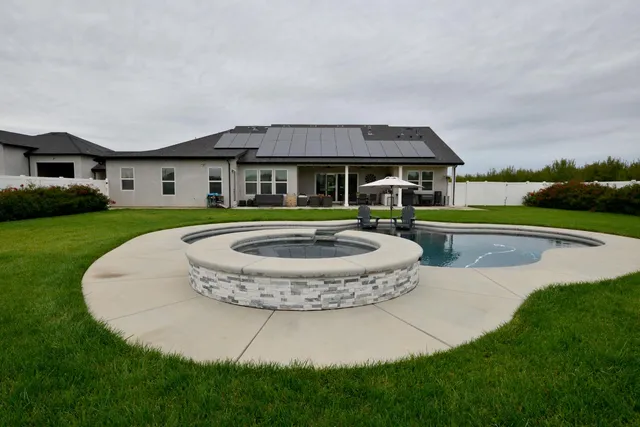 $1,650,000 | 16464 Fox Road, Lodi, CA 95240