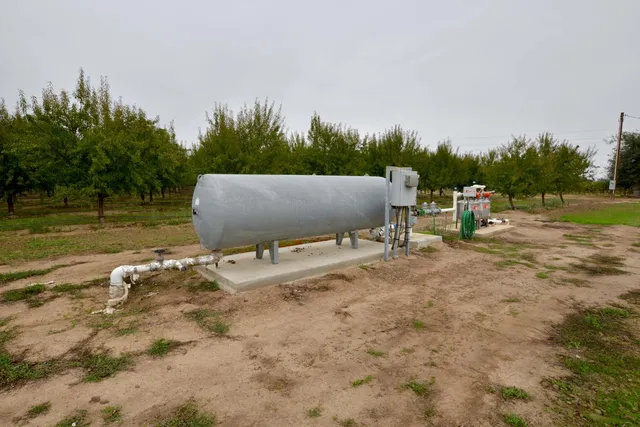 $1,650,000 | 16464 Fox Road, Lodi, CA 95240