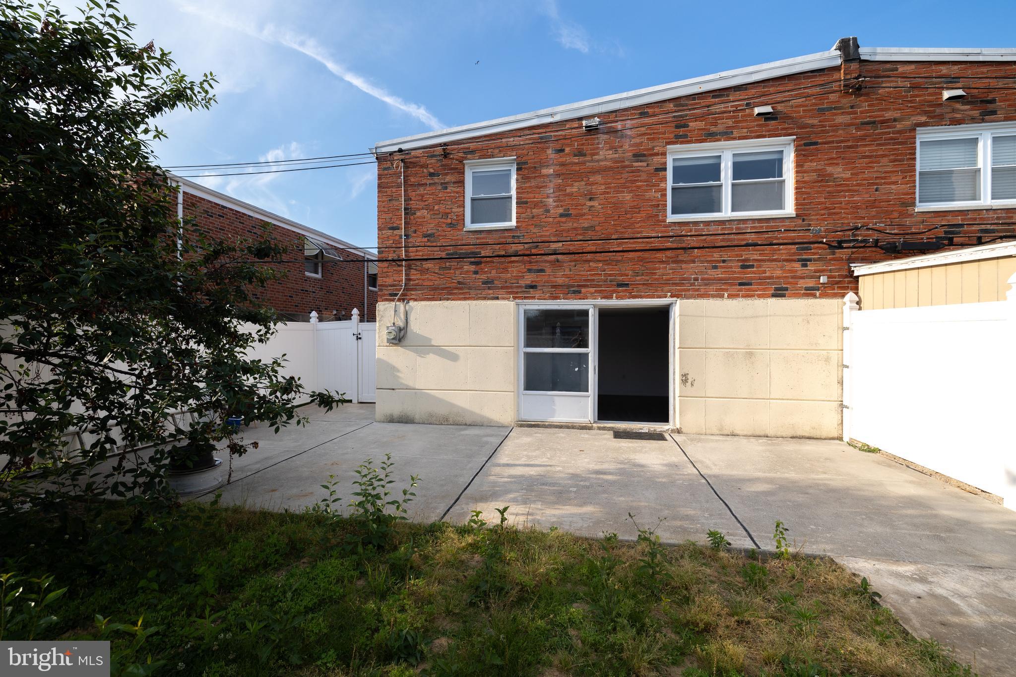1928 President Street Philadelphia, PA 19115 - Photo 28 of 30