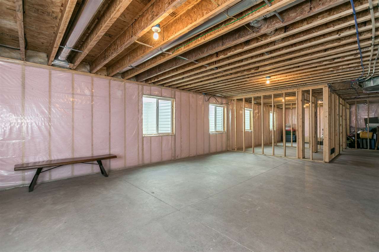 1002 Wood Lily Road Solon, IA 52333 - Photo 36 of 41 Gallery Image 36