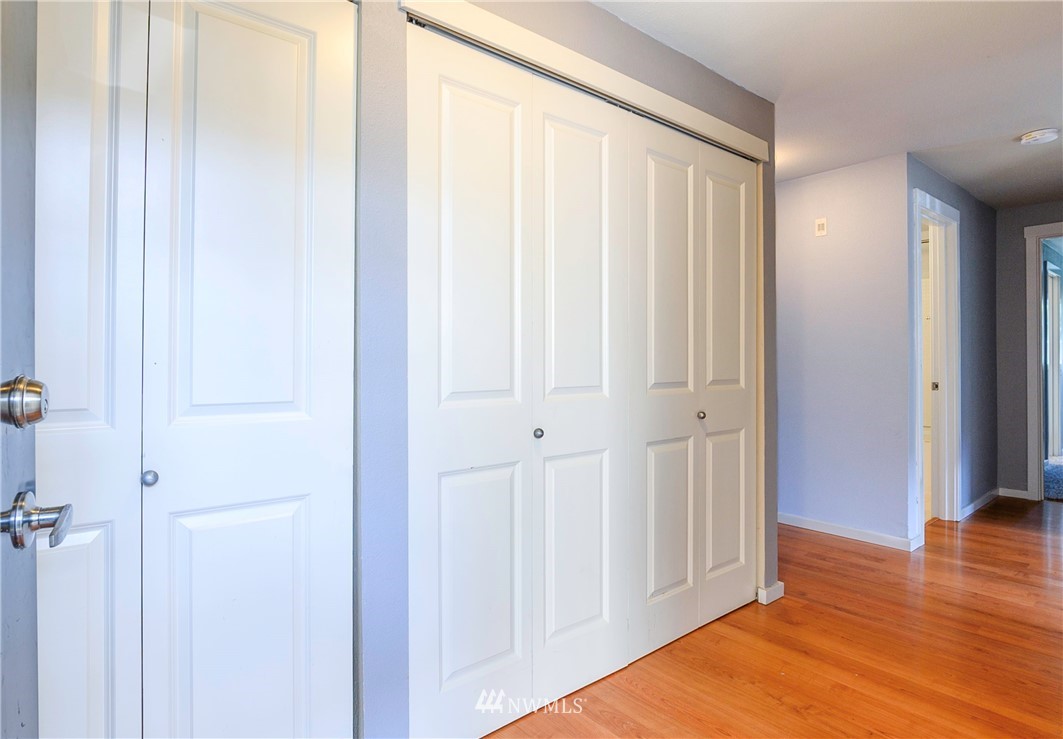 12404 East Gibson Road, Unit J106 Everett, WA 98204 - Photo 15 of 25 Gallery Image 15