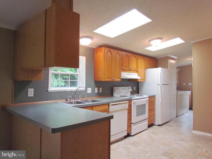 1625 Yost Road Blue Bell, PA 19422 - Photo 11 of 25 Kitchen