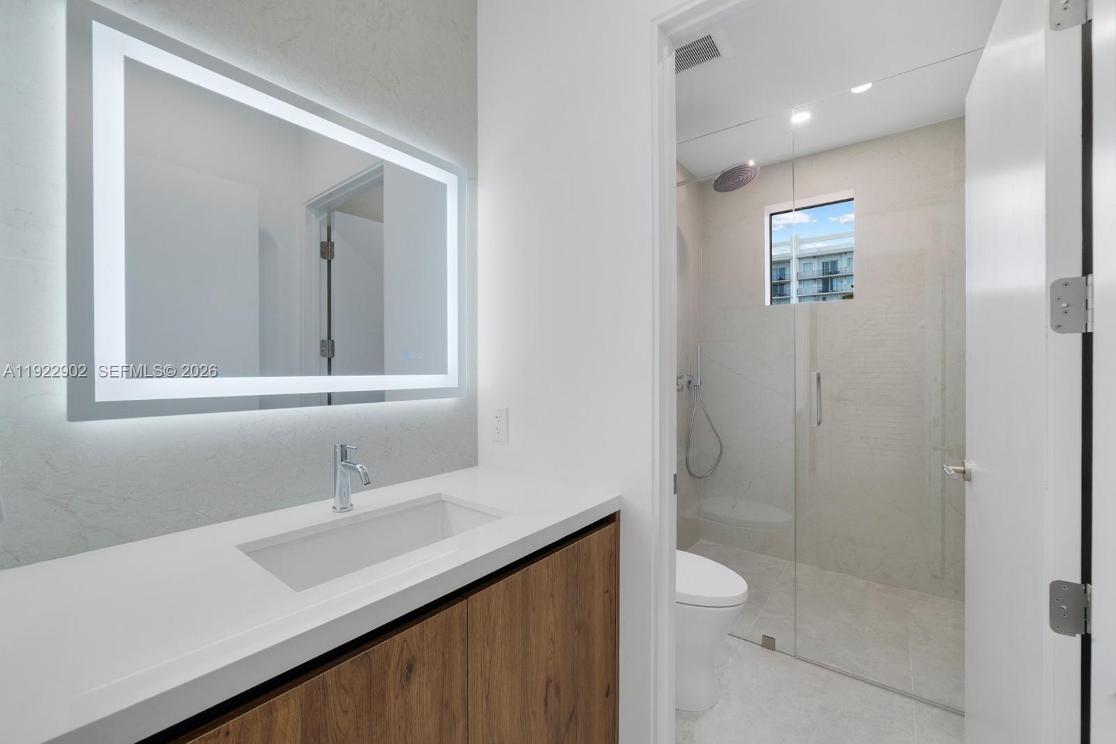 2610 Southwest 17th Street Miami, FL 33145 - Photo 29 of 43