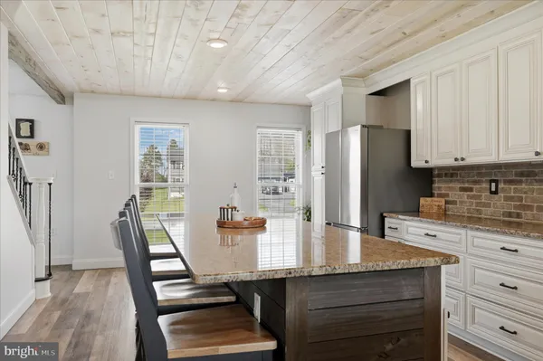 $600,000 | 554 Cherry Hill Farm Drive, Kearneysville, WV 25430