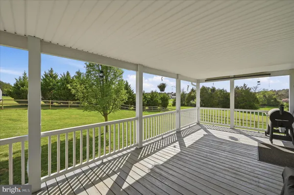 $600,000 | 554 Cherry Hill Farm Drive, Kearneysville, WV 25430