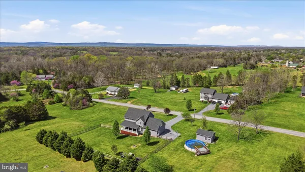 $600,000 | 554 Cherry Hill Farm Drive, Kearneysville, WV 25430
