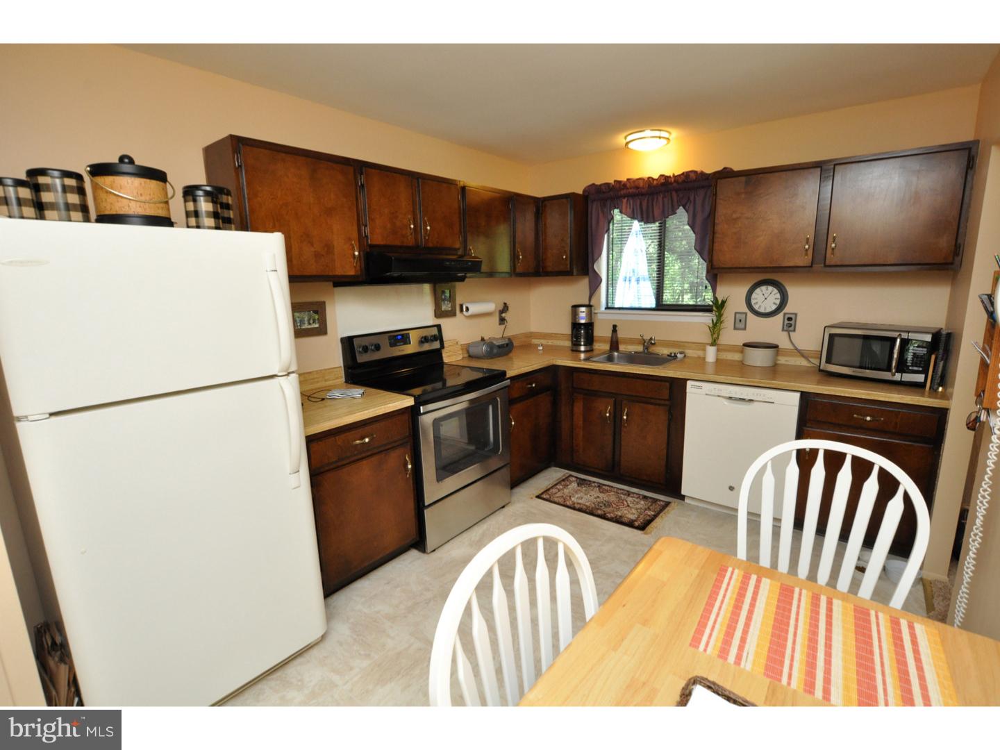 16 Henry Street Riverside, NJ 08075 - Photo 8 of 20
