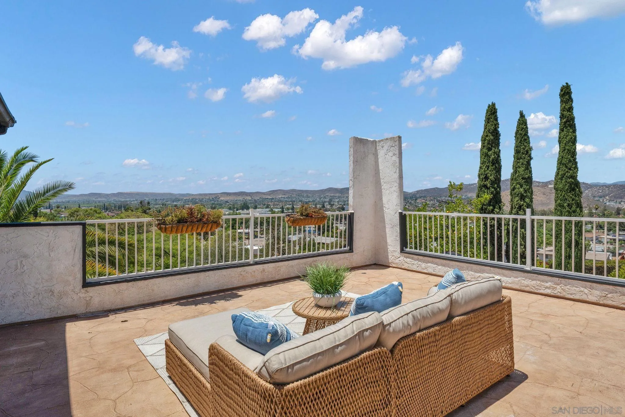 9130 Shadow Hill Road Santee, CA 92071 - Photo 38 of 52 Gallery Image 38