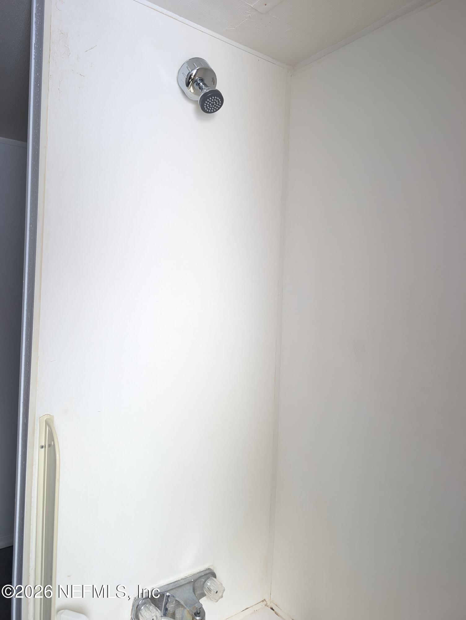 114 Durden Road Interlachen, FL 32148 - Photo 16 of 30 a bathroom with a shower