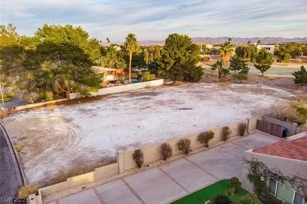 $347,000 | 3015 La Mesa Drive, Henderson, NV 89014