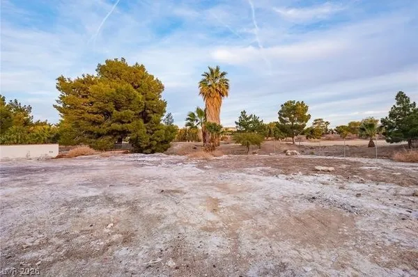 $347,000 | 3015 La Mesa Drive, Henderson, NV 89014