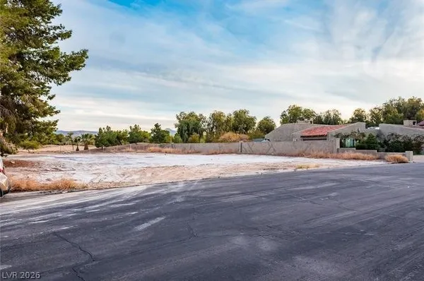 $347,000 | 3015 La Mesa Drive, Henderson, NV 89014