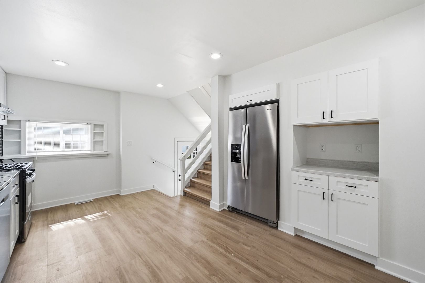 446 Rice Avenue Bellwood, IL 60104 - Photo 10 of 43