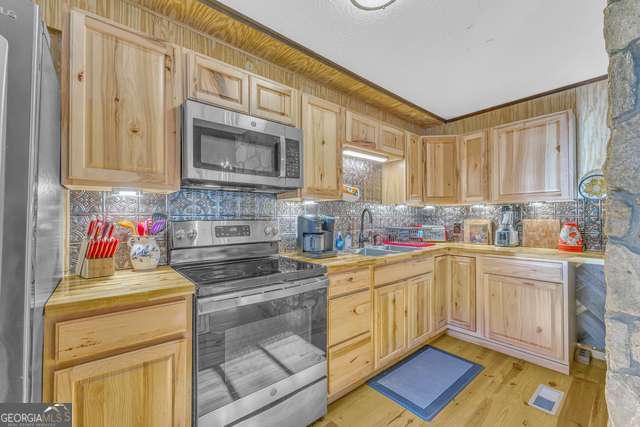 243 Ridge Road Helen, GA 30545 - Photo 4 of 51
