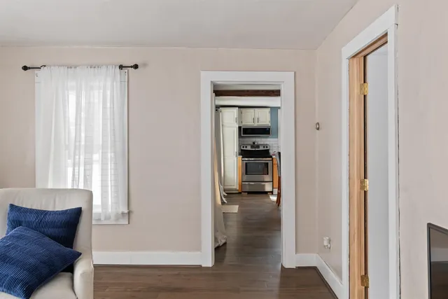 $359,900 | 184 Danyow Road, Sheldon, VT 05450