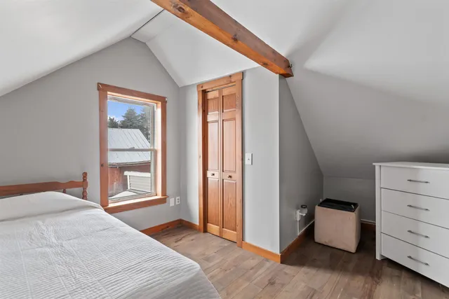 $359,900 | 184 Danyow Road, Sheldon, VT 05450