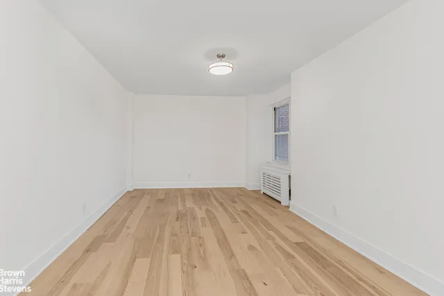 $450,000 | 100 Park Terrace West, Unit 4E | Inwood