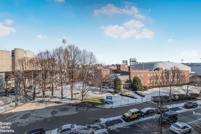 $450,000 | 100 Park Terrace West, Unit 4E | Inwood