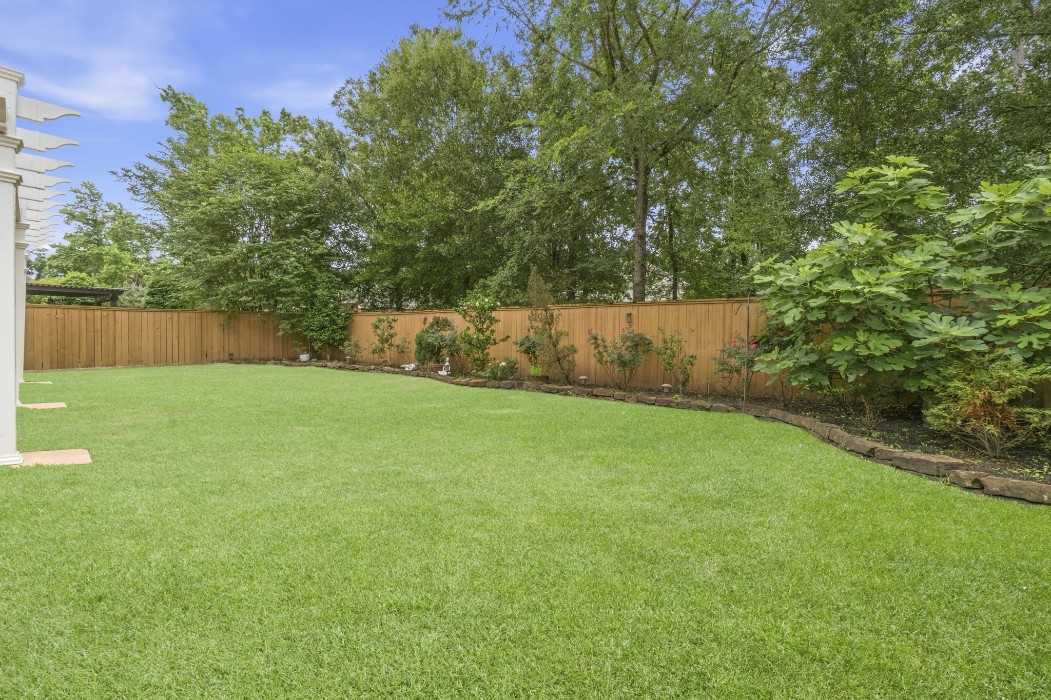 27 North Arrow Canyon Circle The Woodlands, TX 77389 - Photo 31 of 37