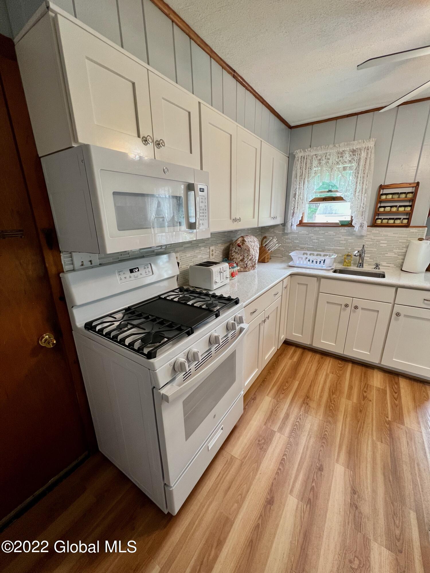 108 Streeter Road Fonda, NY 12068 - Photo 24 of 54 IMG_2832 (1)