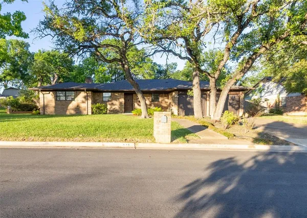 $275,000 | 3065 Summit Drive, Belton, TX 76513