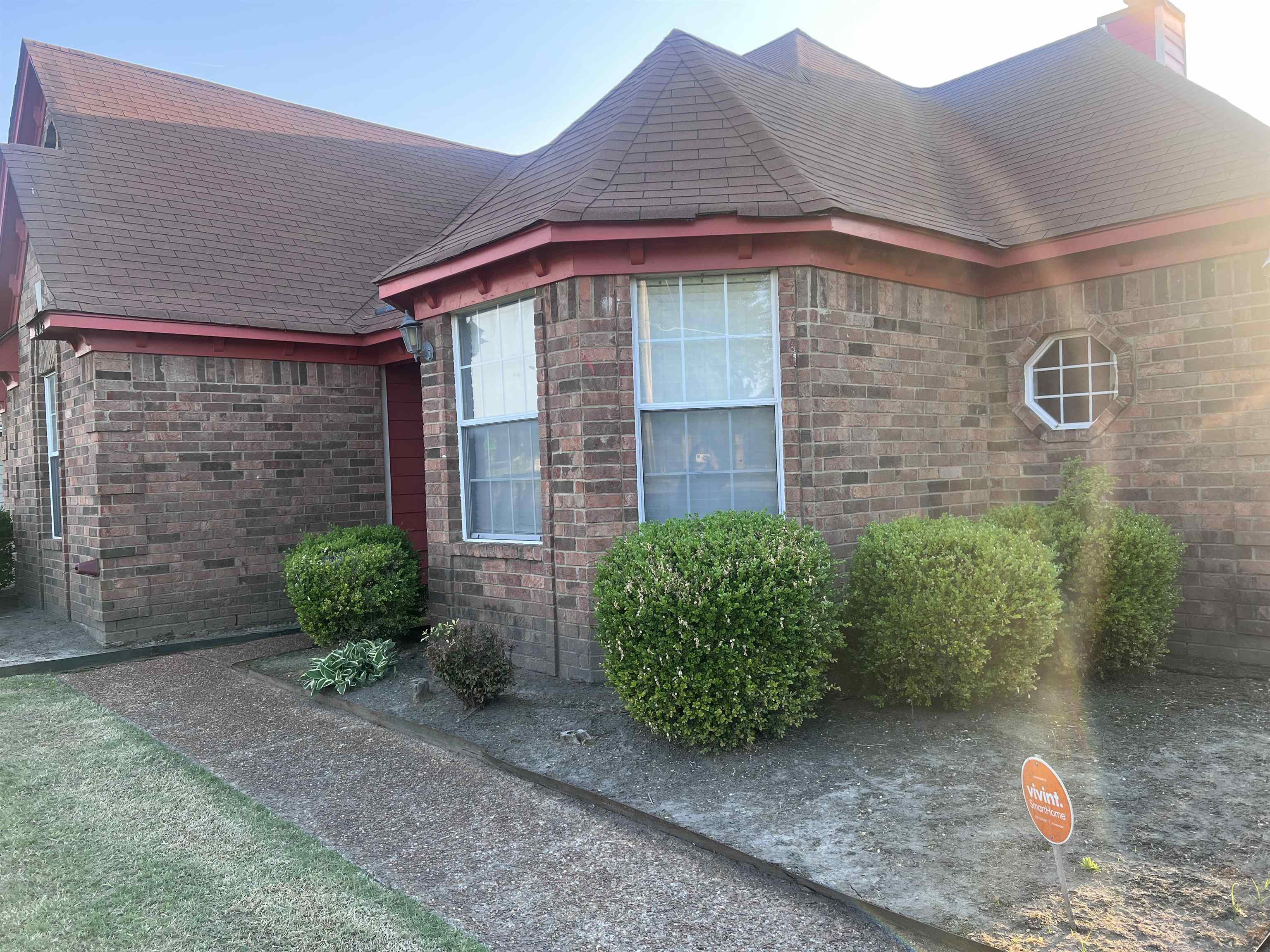 4005 Long Creek Road Memphis, TN 38125 - Photo 5 of 37 View of side of property with a shingled roof and brick siding