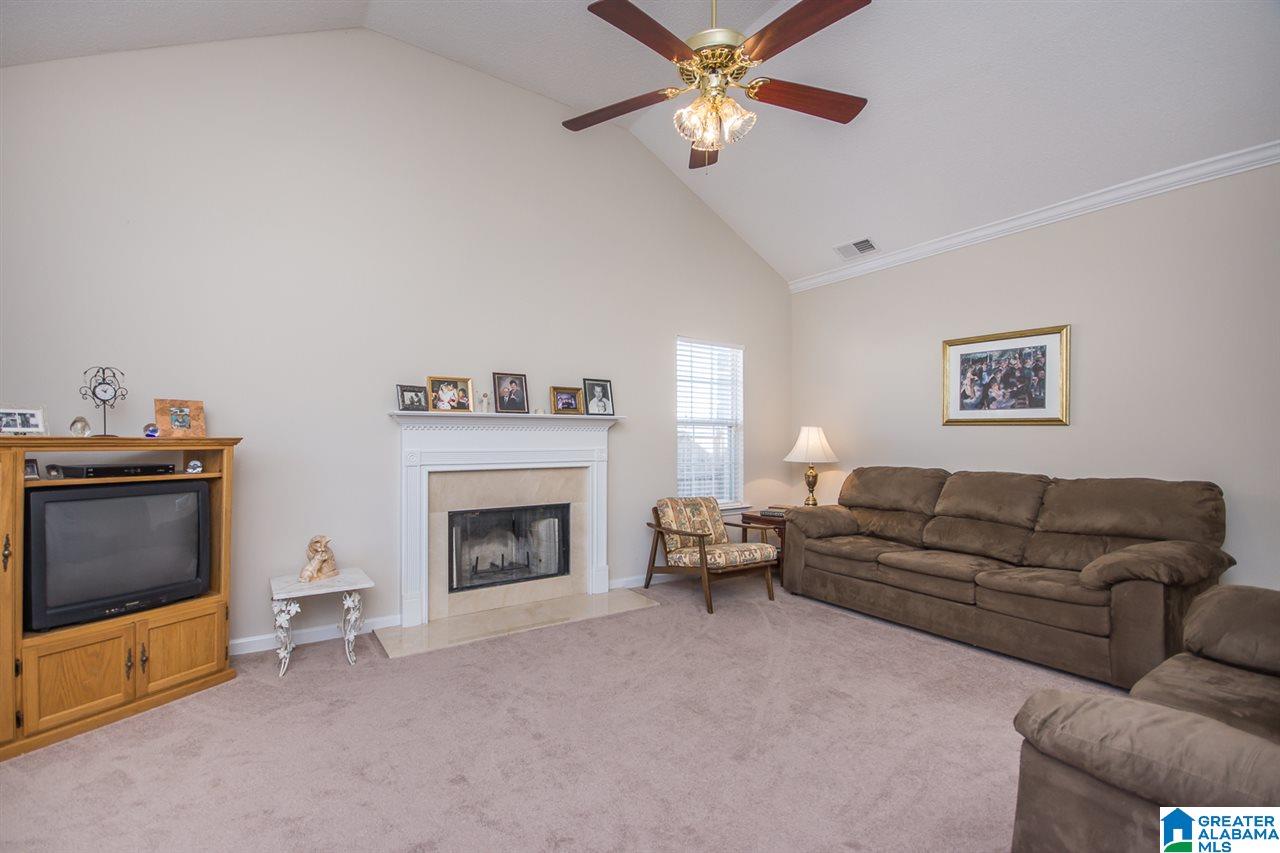 421 Cedar Grove Lane Alabaster, AL 35114 - Photo 3 of 24