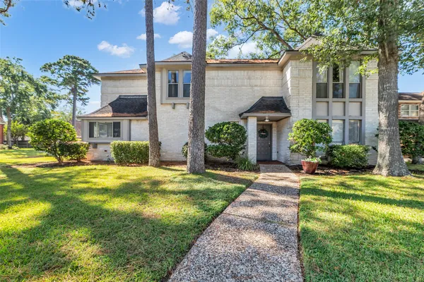 $350,000 | 18303 Aldermoor Drive, Spring, TX 77388