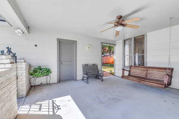 $350,000 | 18303 Aldermoor Drive, Spring, TX 77388