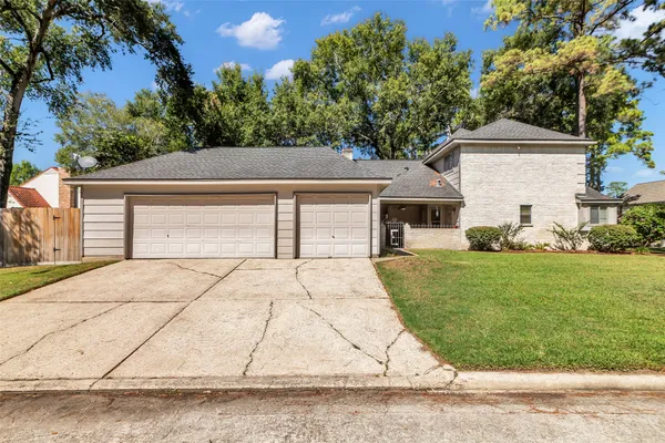 $350,000 | 18303 Aldermoor Drive, Spring, TX 77388