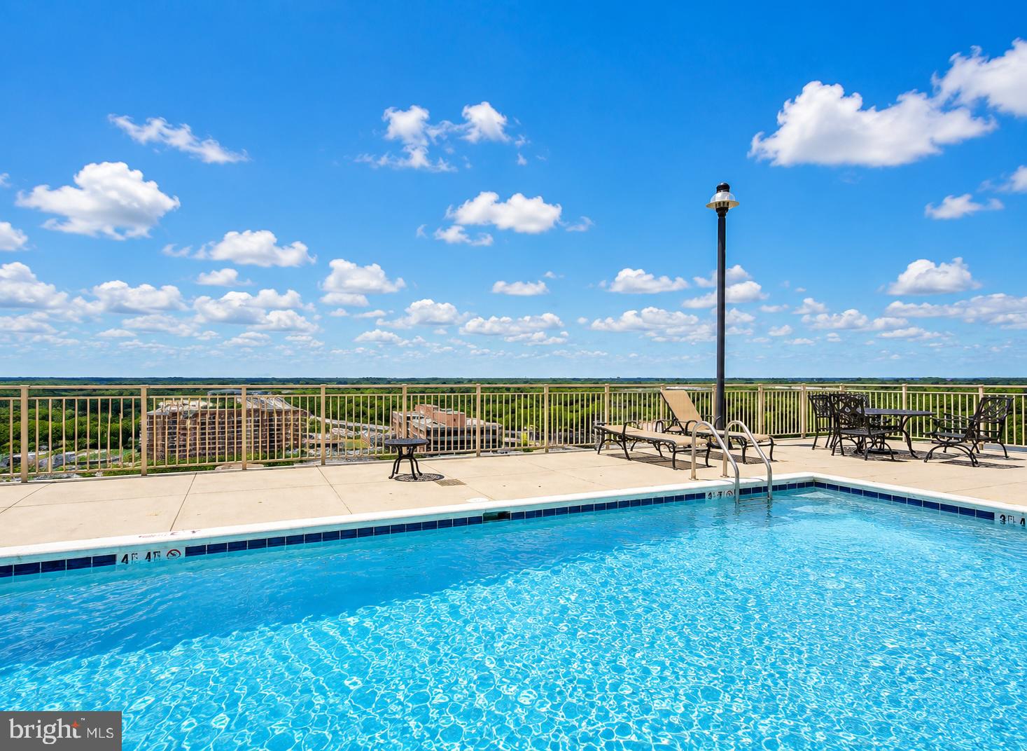 2726 Gallows Road, Unit 806 Vienna, VA 22180 - Photo 20 of 27