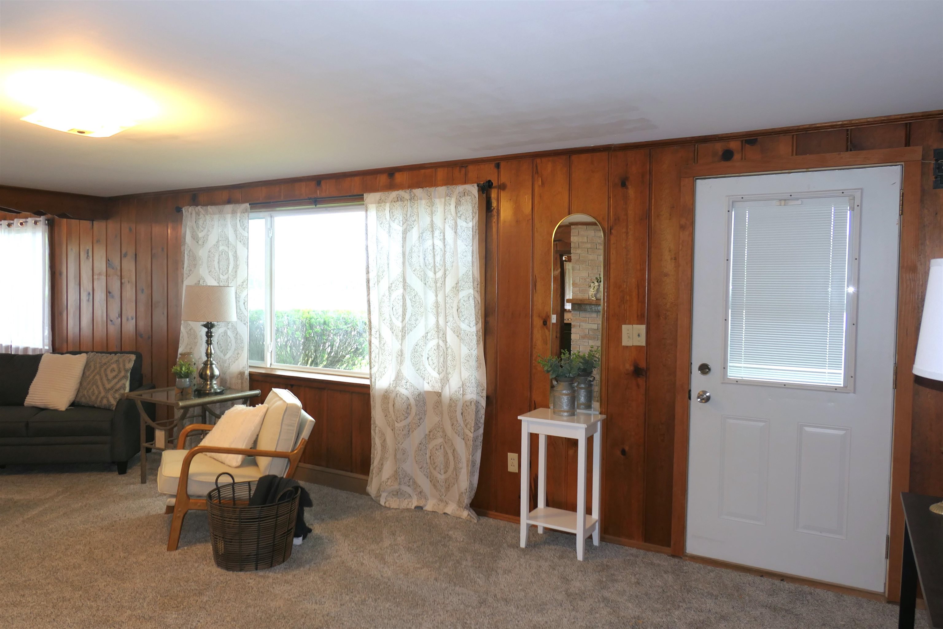 135 Riverside Drive Alma, MI 48801 - Photo 5 of 25