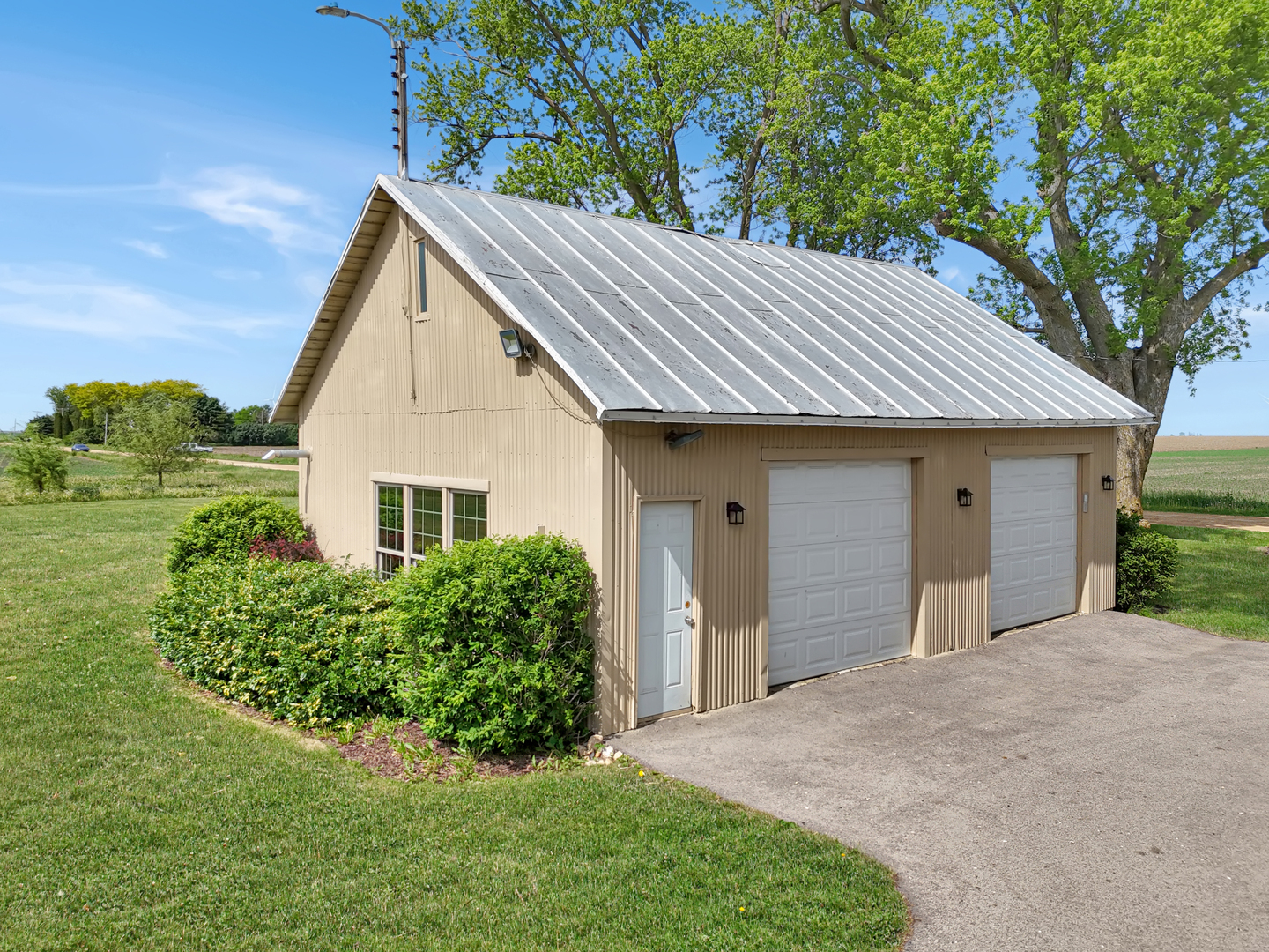 9214 North Waddams Grove Road Lena, IL 61048 - Photo 50 of 52