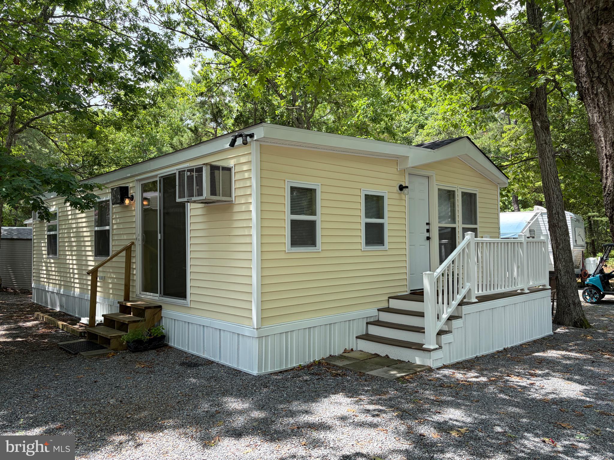 515 Corsons Tavern Road, Unit B17 Ocean View, NJ 08230 - Photo 21 of 26 side of cottage