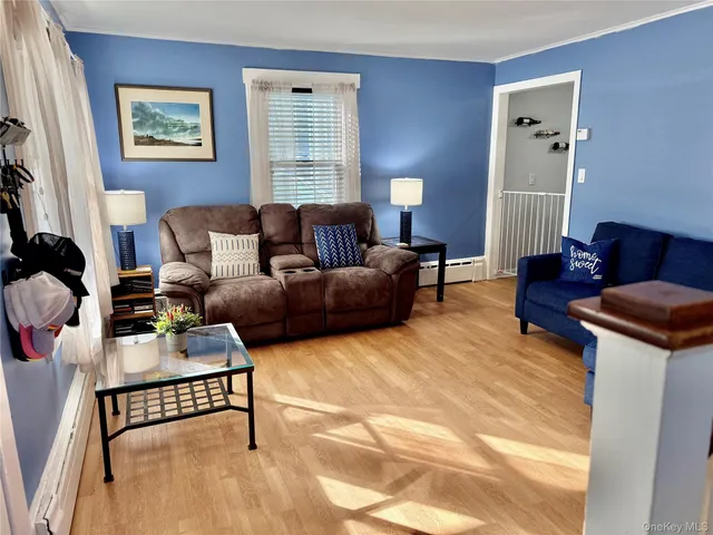 $769,000 | 25 School Street, Port Washington, NY 11050