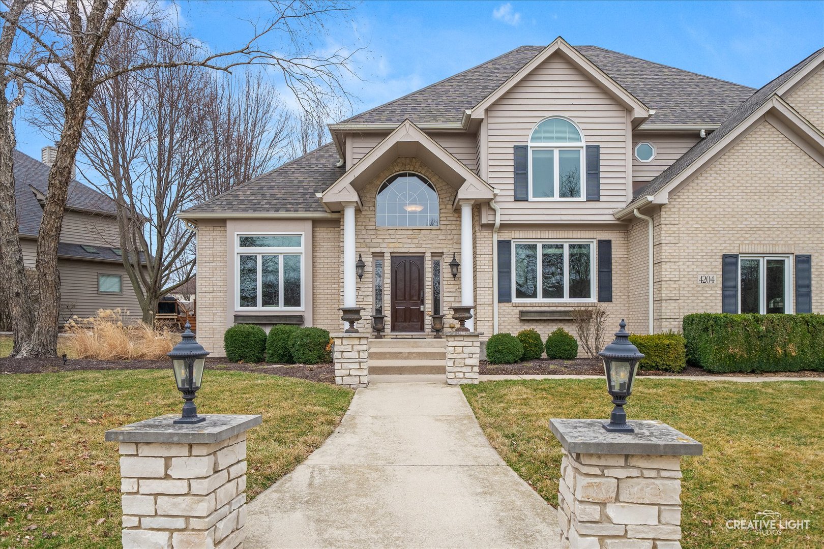 4204 Falkner Drive Naperville, IL 60564 - Photo 2 of 50