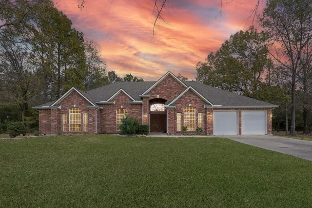 $525,000 | 11353 Grand Harbor Boulevard, Montgomery, TX 77356