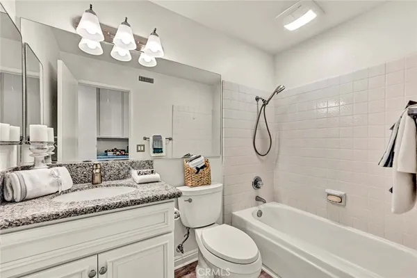 $1,460,000 | 5 Carob, Irvine, CA 92612