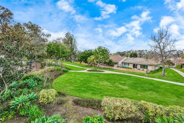 $1,460,000 | 5 Carob, Irvine, CA 92612