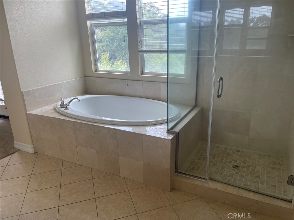 2100 Canyon Circle Costa Mesa, CA 92627 - Photo 14 of 29