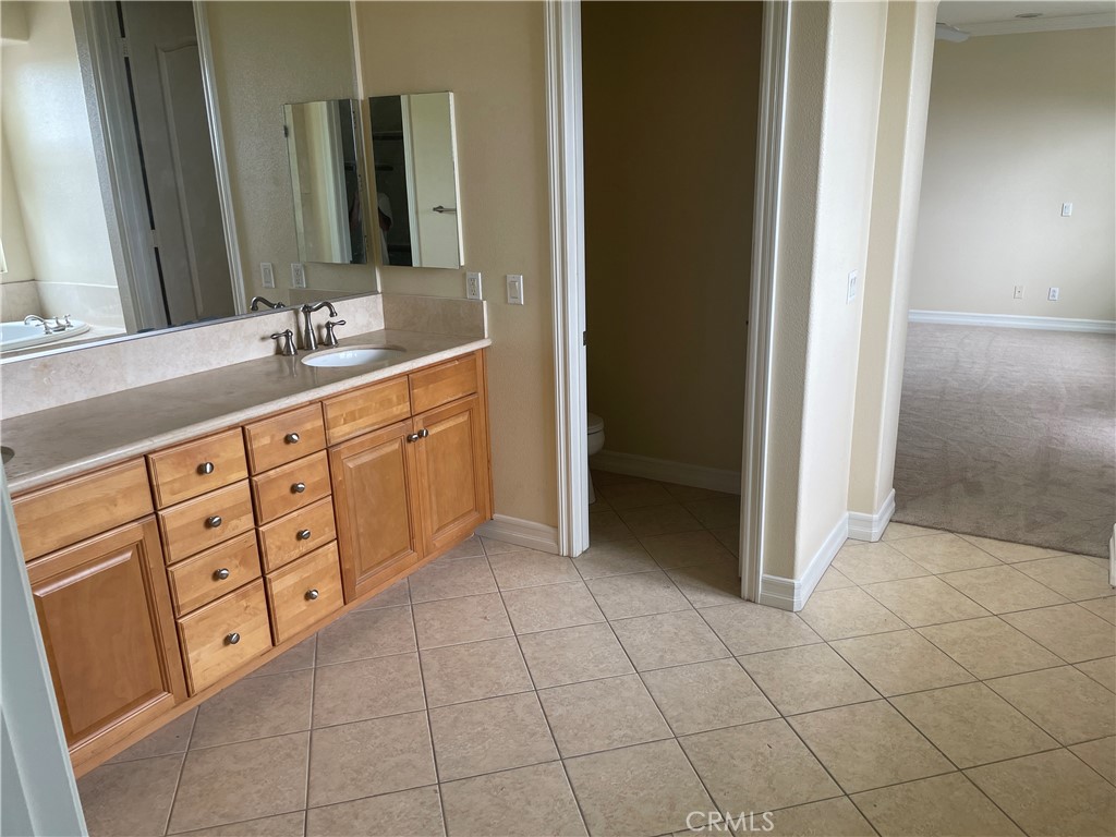 2100 Canyon Circle Costa Mesa, CA 92627 - Photo 15 of 29