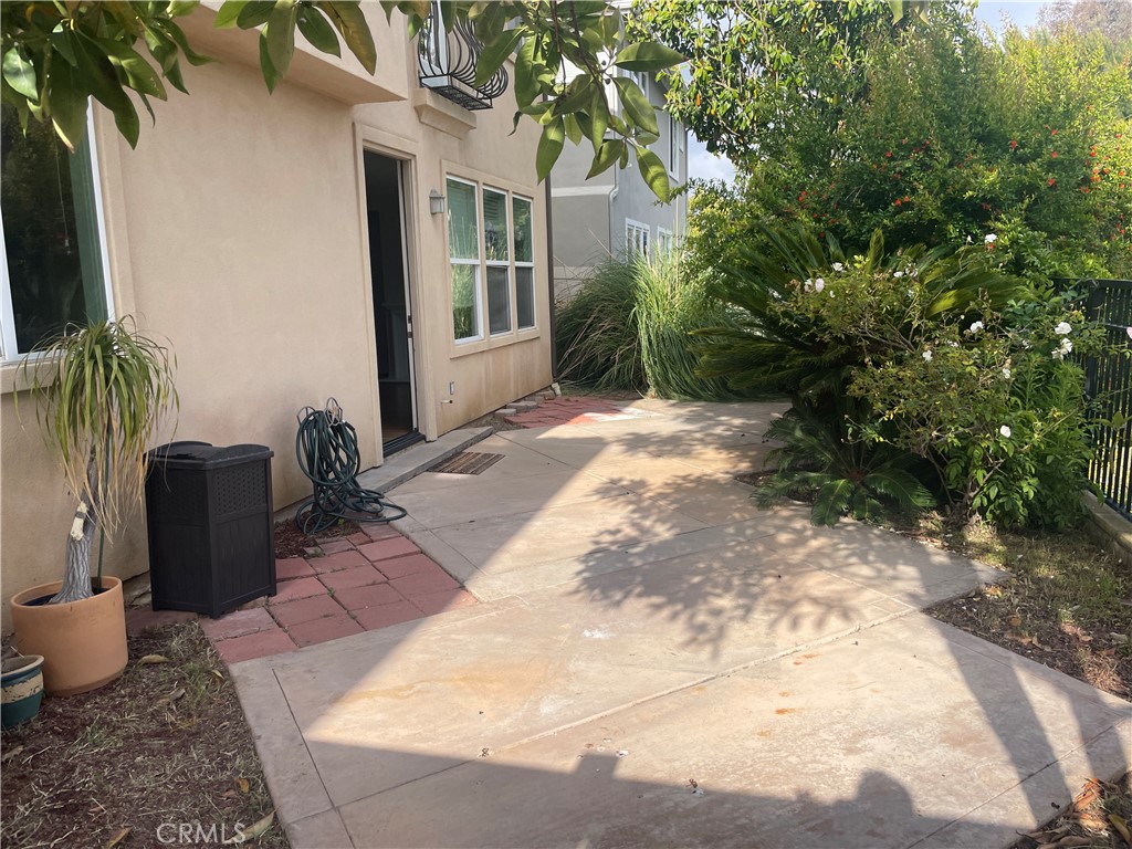 2100 Canyon Circle Costa Mesa, CA 92627 - Photo 27 of 29