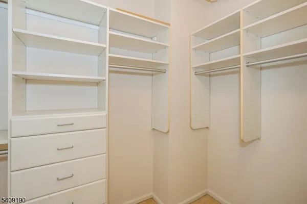 $425,000 | 10 Smith Manor Boulevard, Unit 121, West Orange, NJ 07052