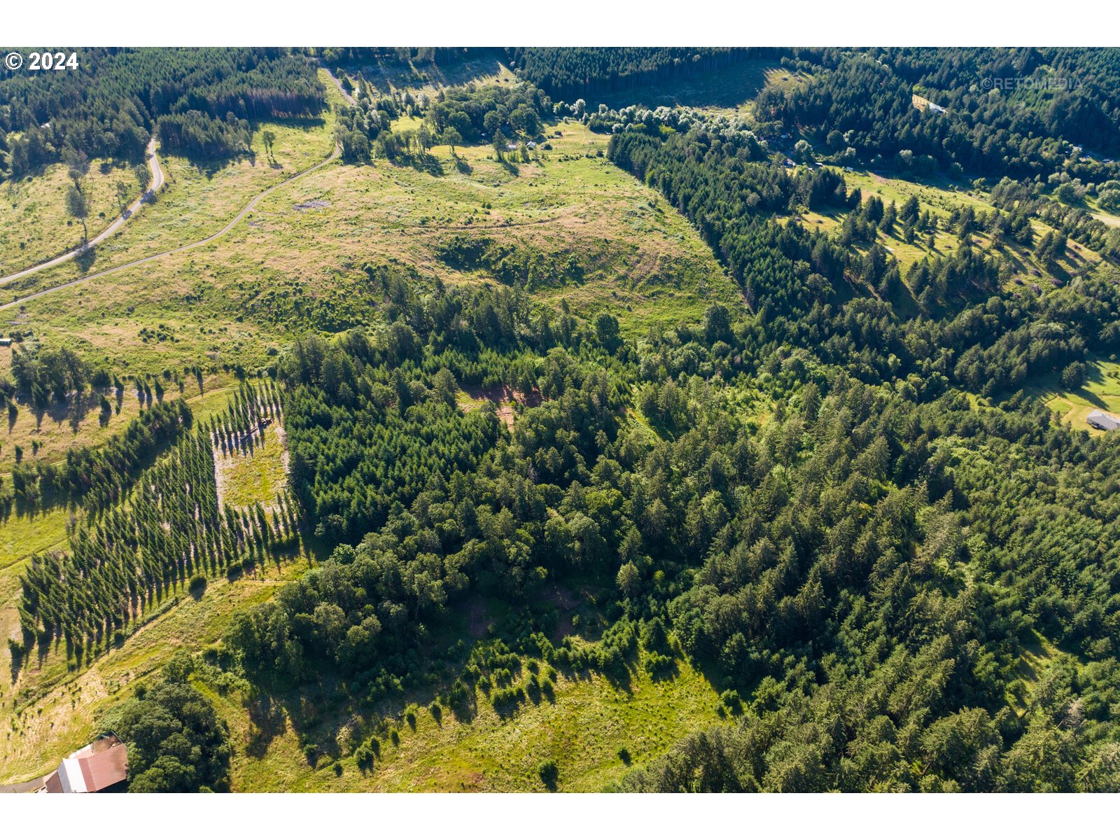 Roberts School Road Gaston, OR 97119 - Photo 6 of 37 a view of a lake view
