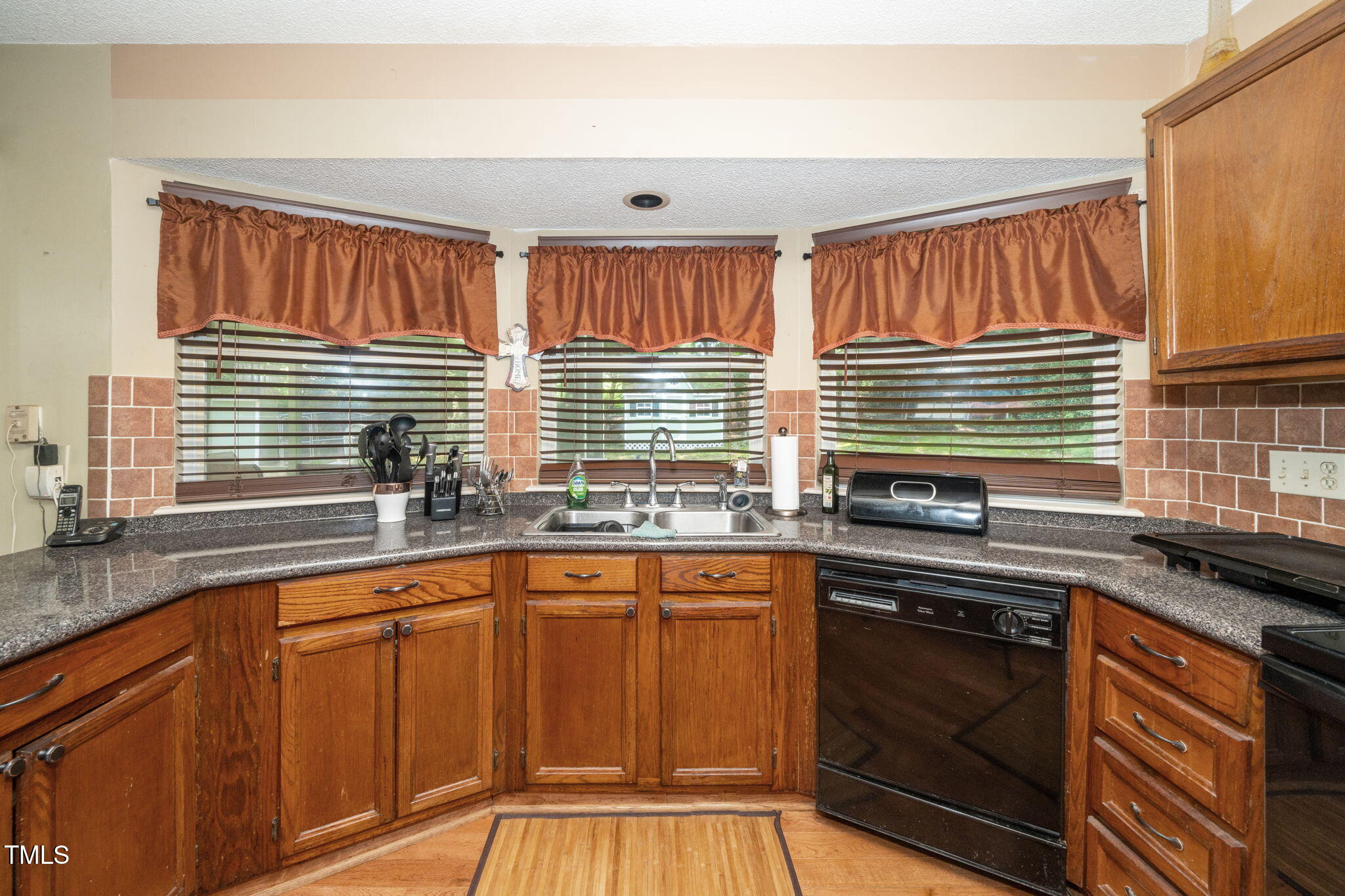 501 Dandelion Court Raleigh, NC 27610 - Photo 8 of 27 Kitcheb