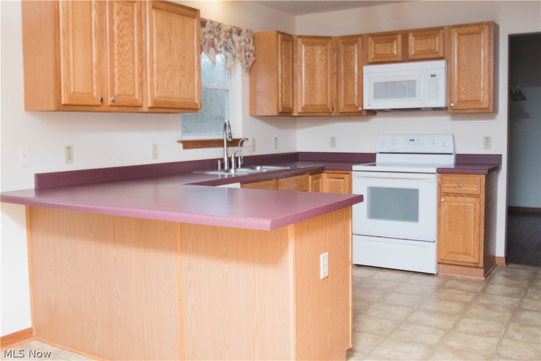 4065 Jones Road Diamond, OH 44412 - Photo 4 of 21 Gallery Image 4